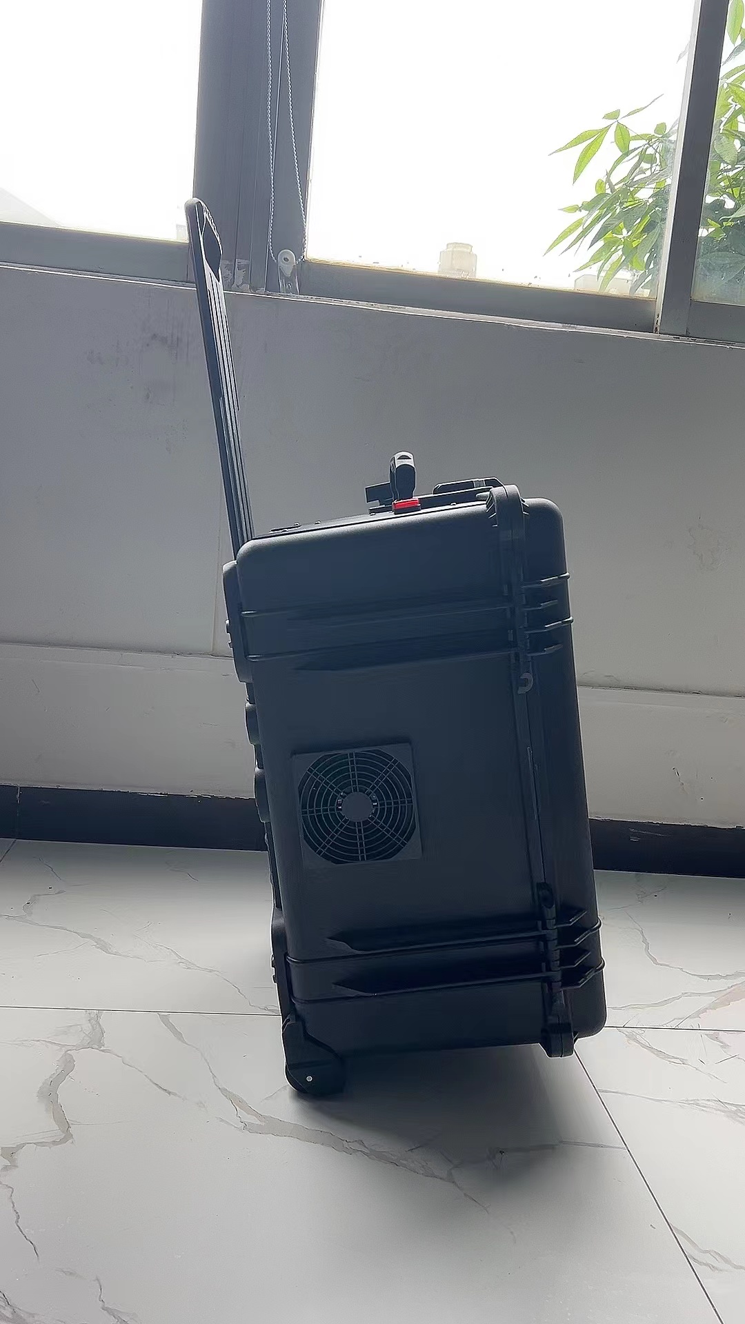 孝义手拉箱型移动通信干扰器
